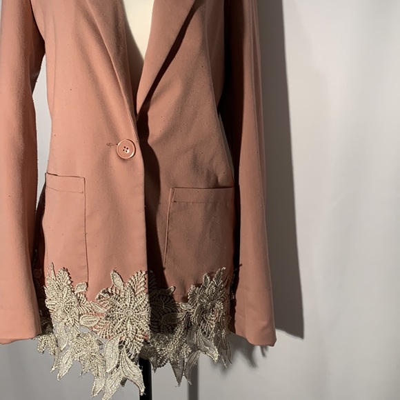 Divided Size 8 - Picture 5 of 12